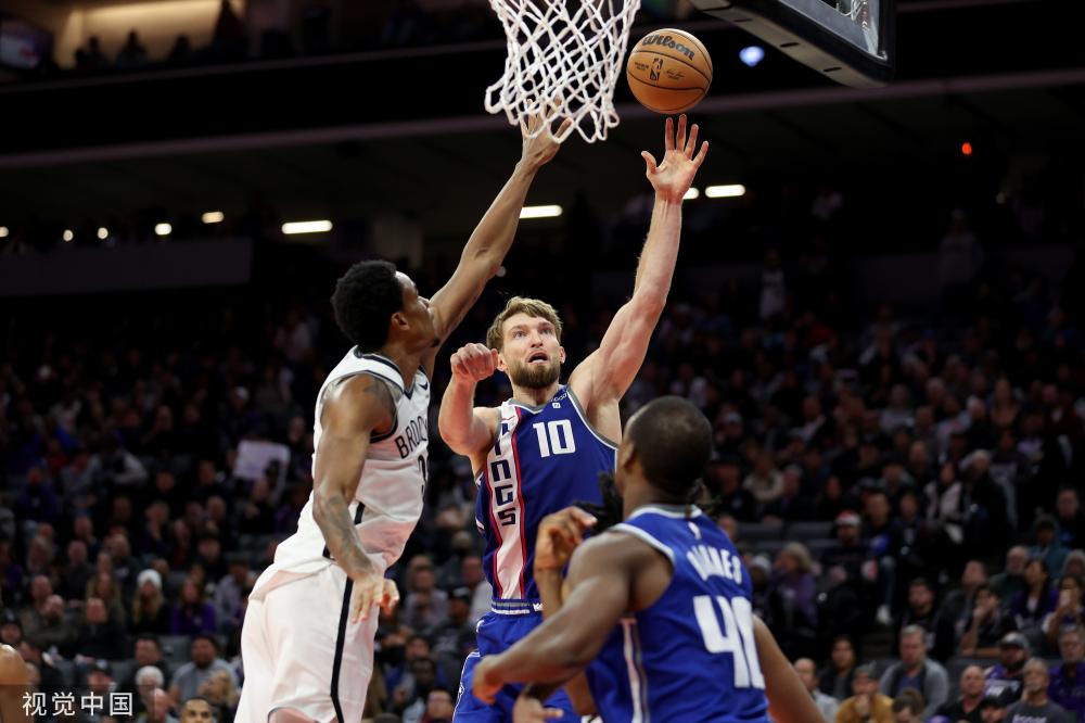 未来可期！12岁于子迪获女子200米蝶泳第四 加拿大名将麦金托什夺金